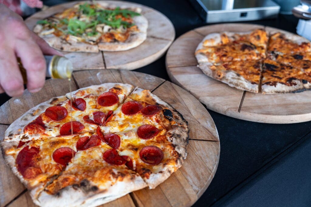 Ons uitgebreide pizza menu krijg je bij de foodtruck pizza catering van capri culinair